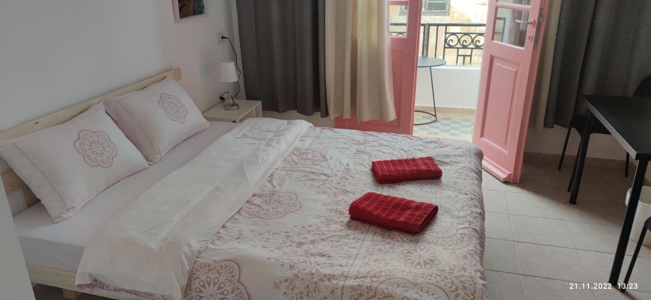 Guesthouse Comfy - Separate Rooms In The Apartment For A Relaxing Holiday Haifa Exteriér fotografie