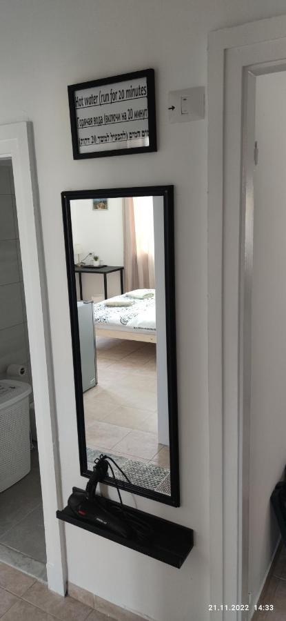 Guesthouse Comfy - Separate Rooms In The Apartment For A Relaxing Holiday Haifa Exteriér fotografie