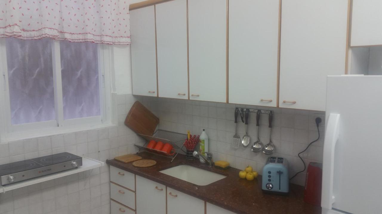 Guesthouse Comfy - Separate Rooms In The Apartment For A Relaxing Holiday Haifa Exteriér fotografie