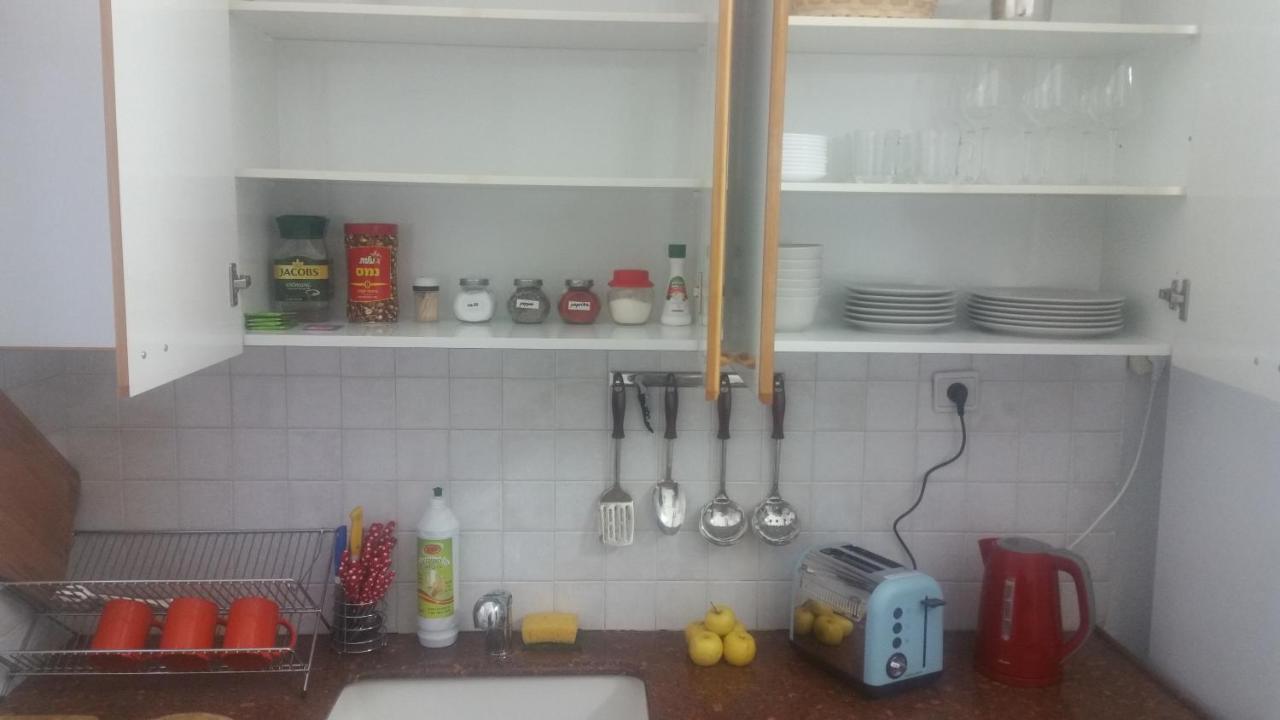 Guesthouse Comfy - Separate Rooms In The Apartment For A Relaxing Holiday Haifa Exteriér fotografie